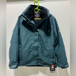 Brand new with tags 686 snowboarding or everyday jacket. Doesn’t fit post baby.